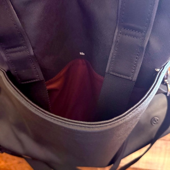 Lululemon Yin Time Work/Gym/Travel Bag - Picture 14 of 16